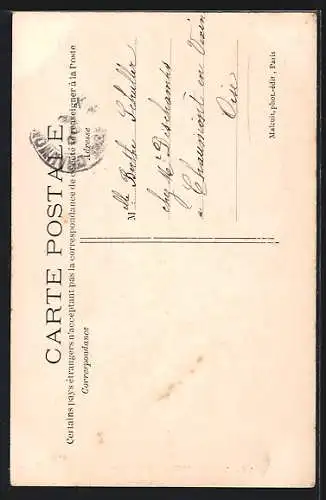 AK Vincennes, L`église et passants devant l`entrée