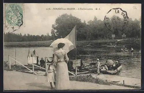 AK Nogent-sur-Marne, L`Embarcadère sur la rivière avec bateaux et promeneurs