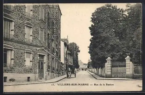 AK Villiers-sur-Marne, Rue de la Station avec calèche