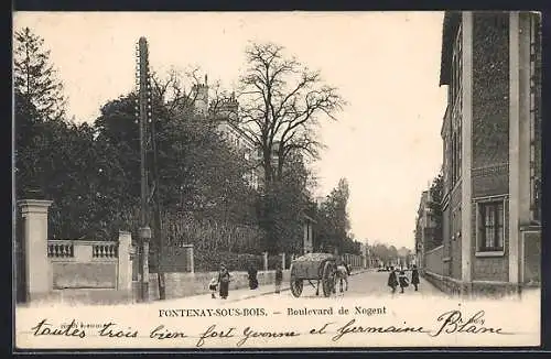 AK Fontenay-sous-Bois, Boulevard de Nogent avec charrette et passants