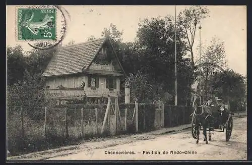 AK Chennevières, Pavillon de l`Indo-Chine et calèche sur la route