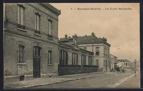 AK Kremlin-Bicêtre, Les Écoles Maternelles