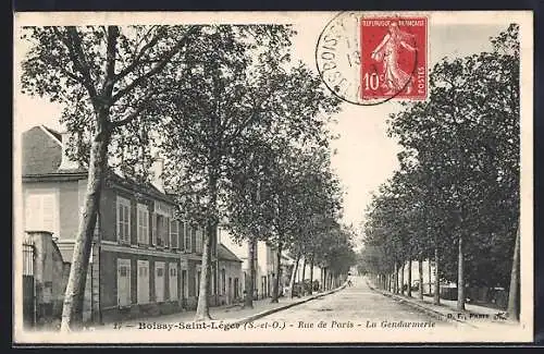AK Boissy-Saint-Léger, Rue de Paris, La Gendarmerie