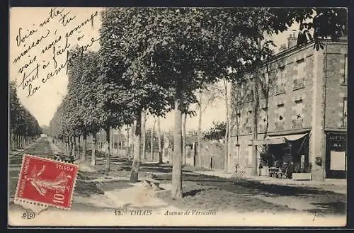 AK Thiais, Avenue de Versailles avec bâtiments et arbres alignés