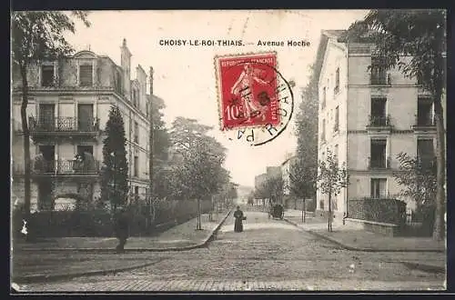AK Choisy-le-Roi, Avenue Hoche avec bâtiments résidentiels élégants