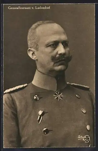 AK Generalleutnant v. Ludendorff in Uniform mit Pour le Merite