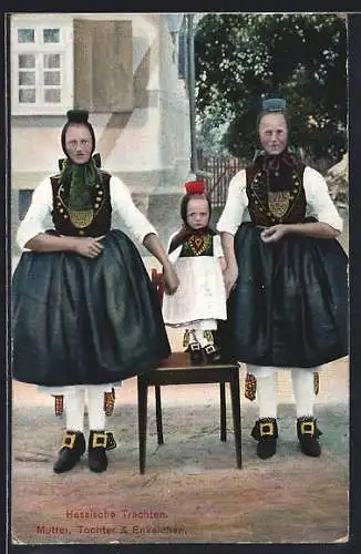 AK Hessische Trachten, Mutter, Tochter & Enkelchen