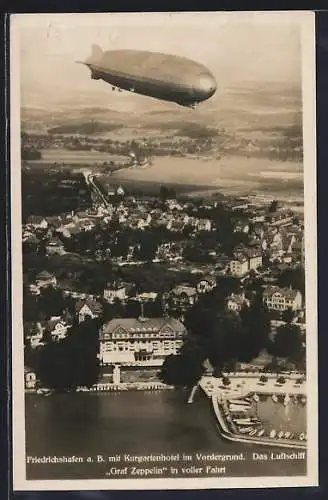 AK Friedrichshafen, Luftschiff Graf Zeppelin LZ-127 und Kurgartenhotel
