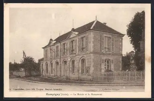 AK Hampigny, La Mairie et le Monument
