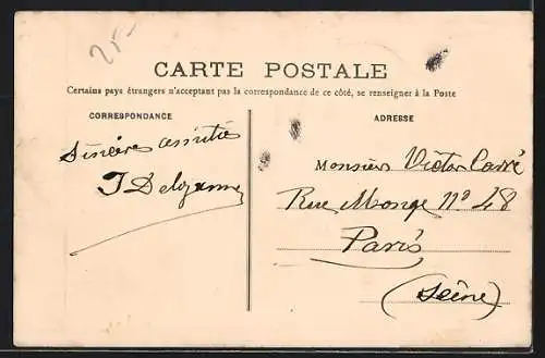 AK Plancy, L`Église et rue principale avec bâtiments adjacents