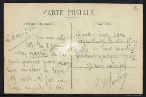 AK Mesgrigny, L`Église entourée d`arbres majestueux