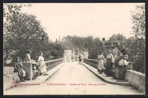 AK Lenclos, Entrée du pays, Pont sur la Seine