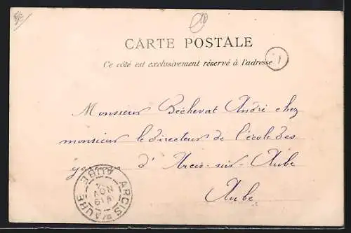 AK Chavanges, La rue du Bois avec vue sur l`église en arrière-plan