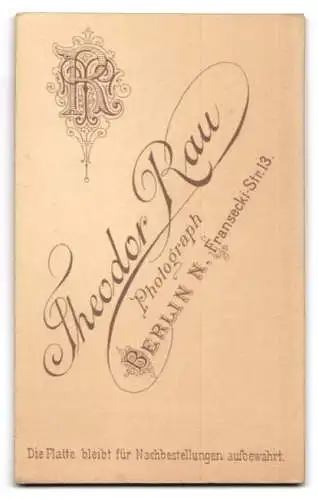 Fotografie Theodor Rau, Berlin, Franseckistrasse 13, Porträt eines jungen Mannes