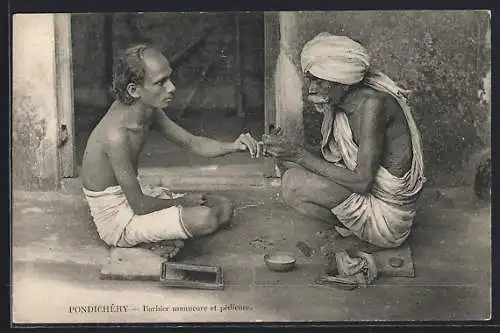AK Pondichéry, Barbier manueure et pédieure, Inder bei der Maniküre