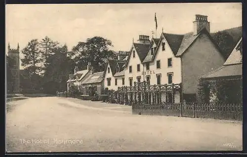 AK Kenmore, The Hotel