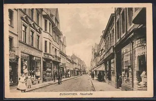 AK Euskirchen, Neustrasse mit Geschäfts- und Häuserfassaden