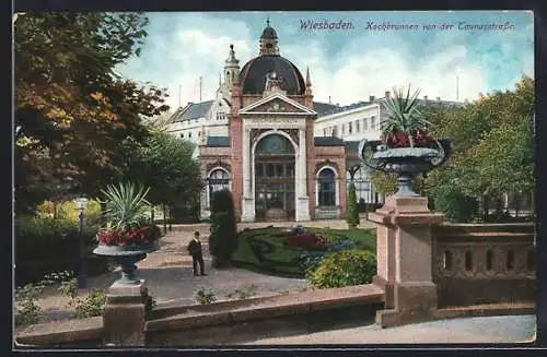 AK Wiesbaden, Kochbrunnen von der Taunusstrasse
