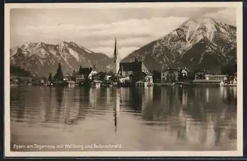 AK Egern am Tegernsee, Ortsansicht mit Wallberg und Bodenschneid