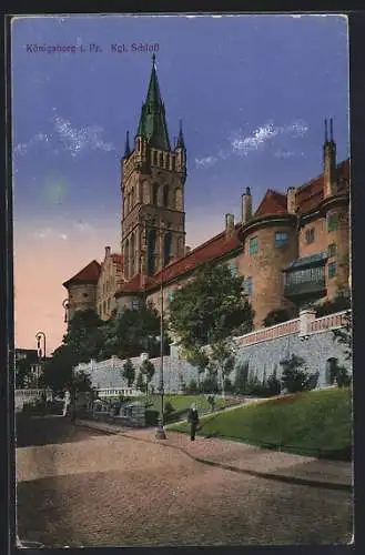 AK Königsberg, Strassenpartie am Kgl. Schloss