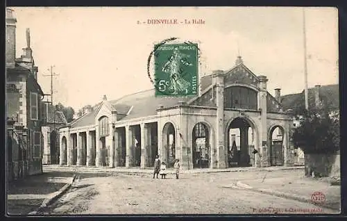 AK Dienville, La Halle