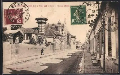 AK Troyes, Rue de Chatel avec bâtiments et mur d`enceinte