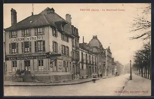 AK Troyes, Le Boulevard Carnot avec Café et Restaurant Leboux