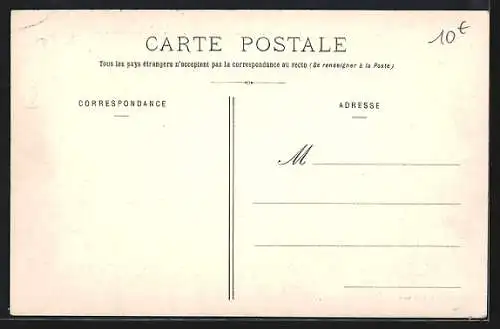 AK Rigny-le-Ferron, Entrée du Vieux Château