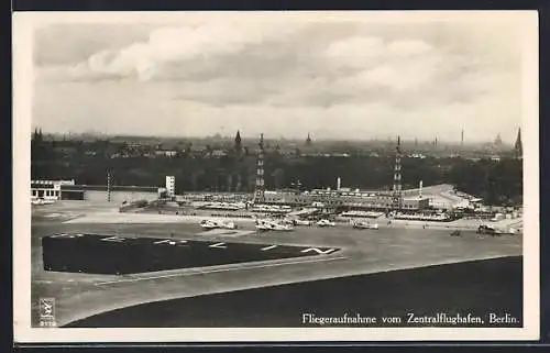 AK Berlin, Fliegeraufnahme des Zentralflughafens