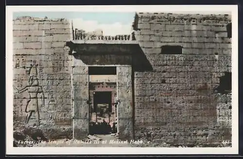 AK Thebes, The temple of Ramses III at Medinet Habu