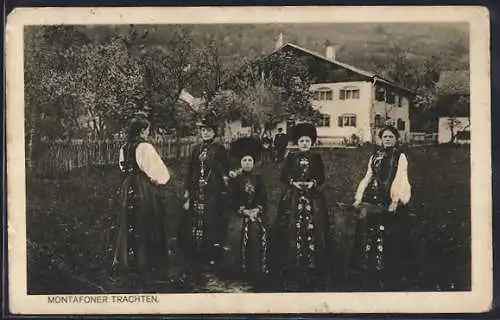 AK Frauen und Mädchen in Montafoner Trachten