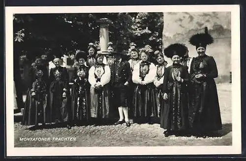 AK Gruppe in Montafoner Trachten
