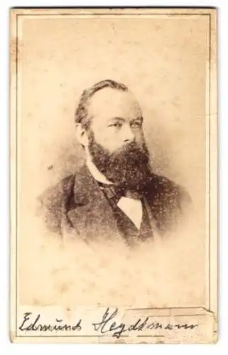 Fotografie Jgnatz Julius, Hamburg, grosse Bleichen 31, Edmund Heydtmann mit Vollbart