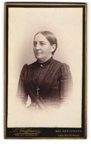 Fotografie L. Kauffmann, Bad Kreuznach, Hinter dem Kurhause, Marie Girtanner im Jahr 1891