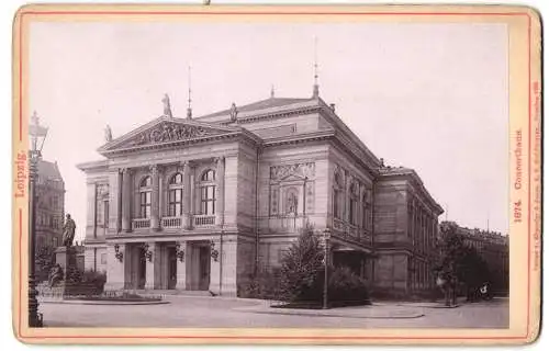 Fotografie Römmler & Jonas, Dresden, Ansicht Leipzig, das Concerthaus mit Denkmal