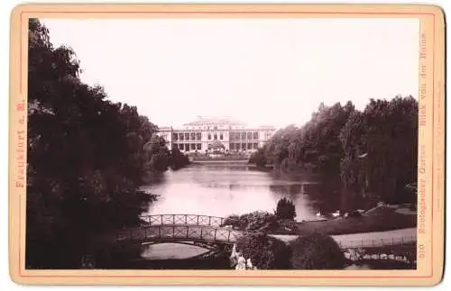 Fotografie Römmler & Jonas, Dresden, Ansicht Frankfurt / Main, Zoologischer Garten von der Ruine aus gesehen