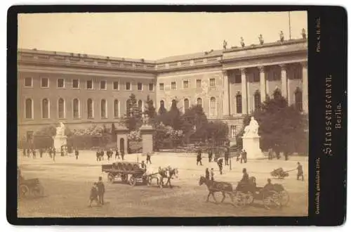 Fotografie H. Boll, Berlin, Ansicht Berlin, Strassenszene an der Humbold Universität