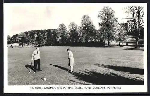 AK Dunblane /Perthshire, Hotel Dunblane, The Hotel Grounds and Putting Green