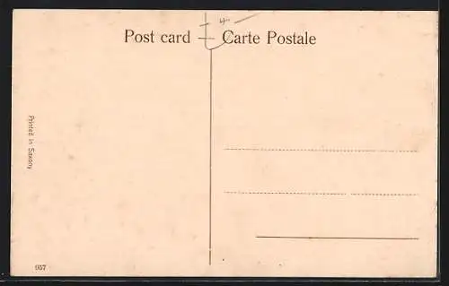 AK Deolali, Soldaten sitzen vor einem Telegraphoffice