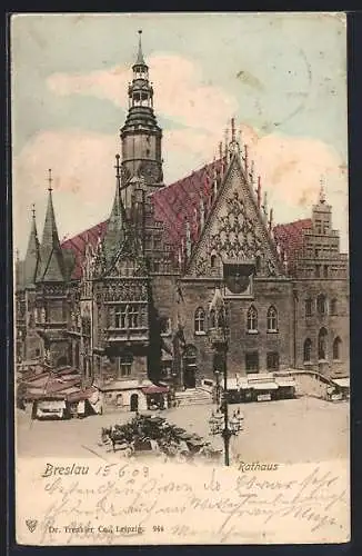 AK Breslau, Rathaus, Pferdekutsche