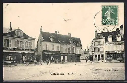 AK Villenauxe, La Place avec le café et les commerces adjacents