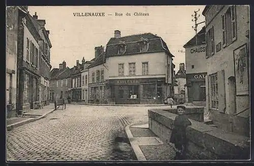 AK Villenauxe, Rue du Château avec commerces et passants