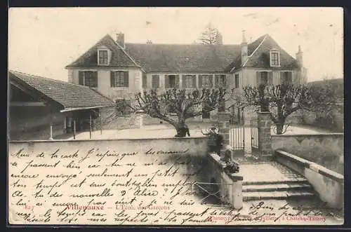 AK Villenauxe, L`École des garcons et l`entrée principale