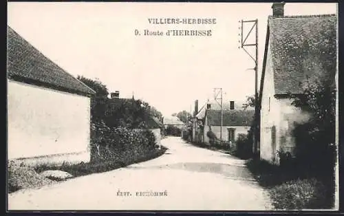 AK Villiers-Herbisse, Route d`Herbisse avec maisons rurales et végétation abondante
