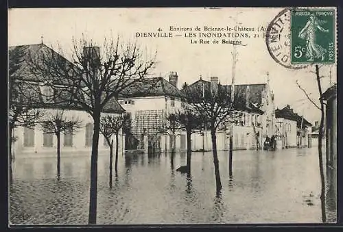 AK Dienville, Les inondations, la rue de Brienne inondée
