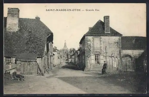 AK Saint-Mards-en-Othe, Grande Rue avec maisons anciennes et vue sur le clocher au fond