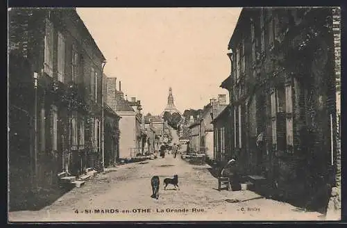 AK St-Mards-en-Othe, La Grande Rue avec vue sur l`église au fond