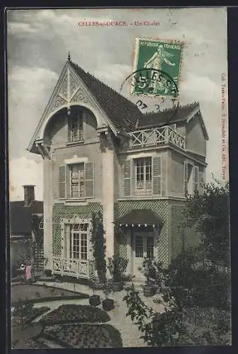 AK Celles-sur-Ource, Un chalet élégant et son jardin fleuri