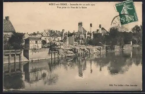 AK Méry-sur-Seine, Incendie du 13 août 1911, vue prise du Pont de la Seine