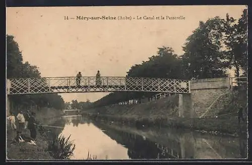 AK Méry-sur-Seine, Le Canal et la Passerelle